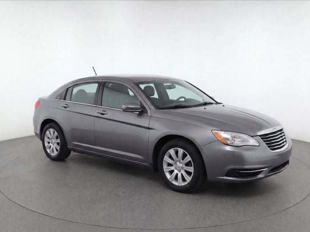 2013 Chrysler 200 Touring