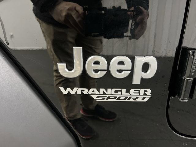2021 Jeep Wrangler Sport S 4x4