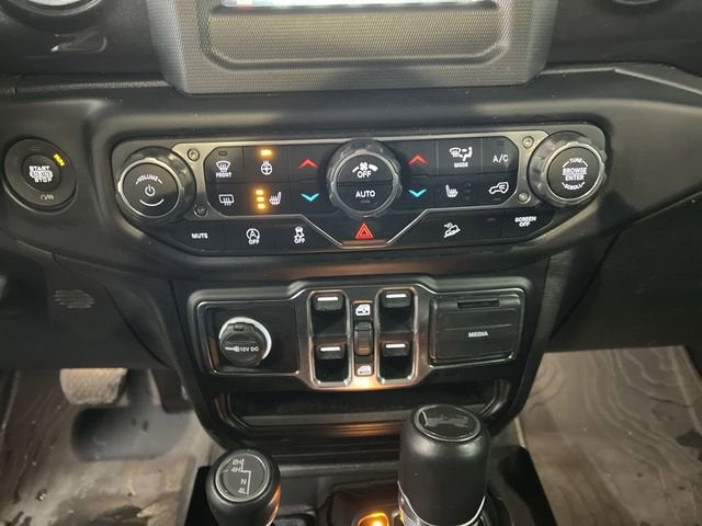 2021 Jeep Wrangler Unlimited Sahara Altitude 4x4