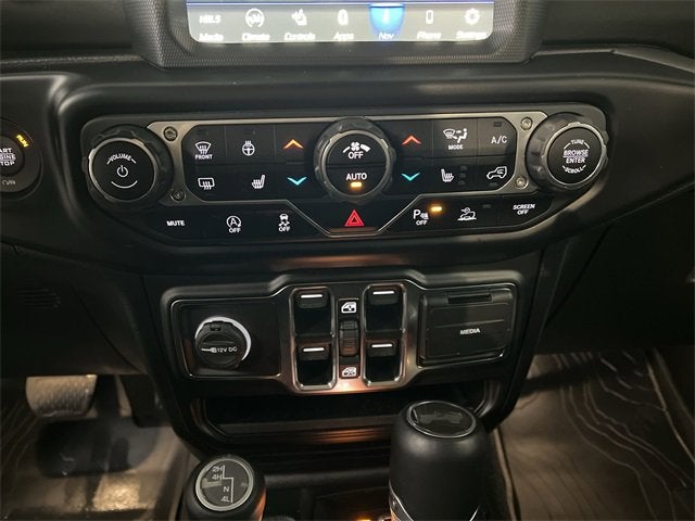 2022 Jeep Wrangler Unlimited Sahara Altitude 4x4