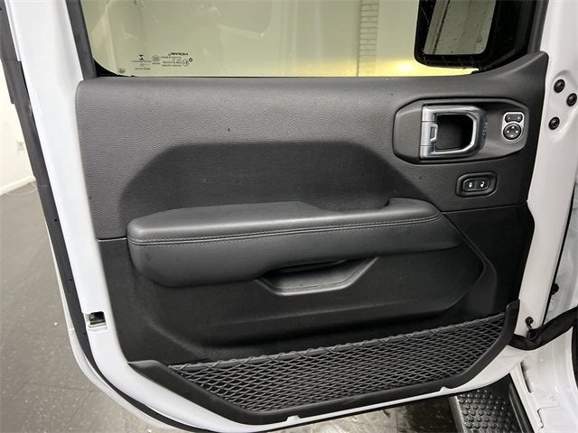 2022 Jeep Wrangler Unlimited Sahara Altitude 4x4