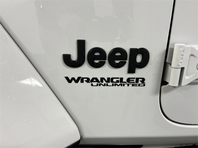 2022 Jeep Wrangler Unlimited Sahara Altitude 4x4