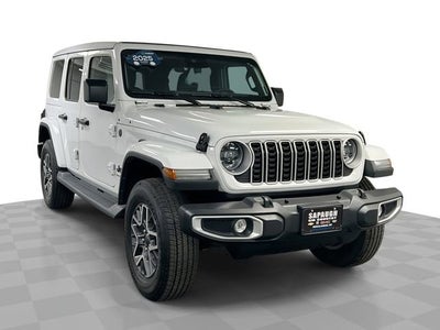 2025 Jeep Wrangler 4-Door Sahara 4x4