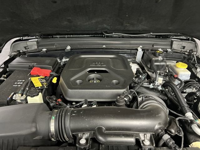 2024 Jeep Wrangler 4-Door Sahara 4x4