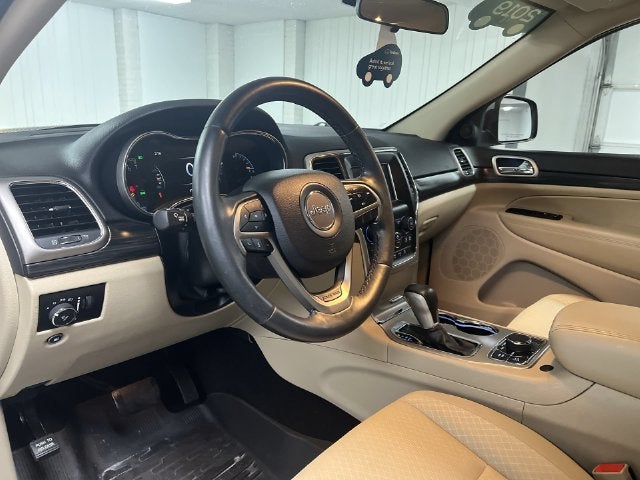 2019 Jeep Grand Cherokee Laredo E 4x4