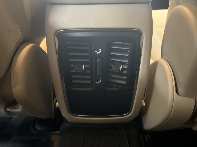 2019 Jeep Grand Cherokee Laredo E 4x4