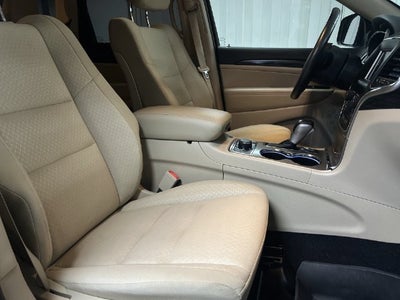 2019 Jeep Grand Cherokee Laredo E 4x4