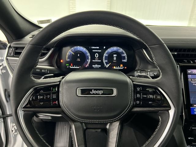 2023 Jeep Grand Cherokee Overland 4x4