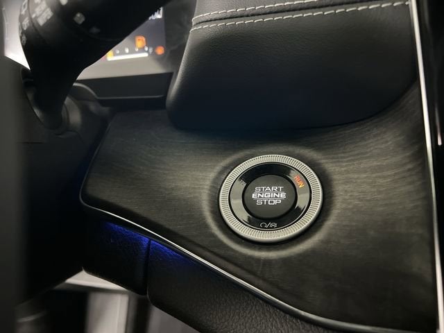 2023 Jeep Grand Cherokee Overland 4x4