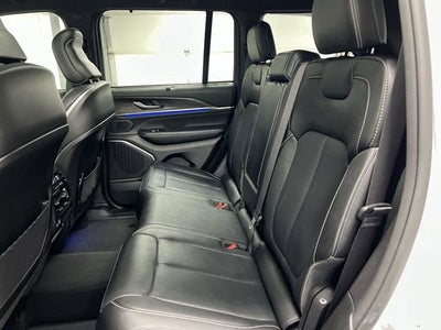 2023 Jeep Grand Cherokee Overland 4x4