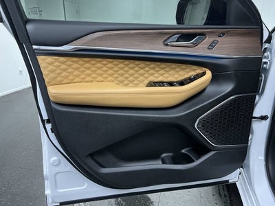 2025 Jeep Grand Cherokee Summit 4x4