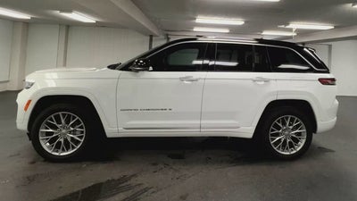 2025 Jeep Grand Cherokee Summit 4x4