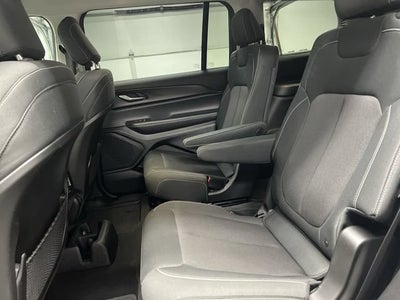 2024 Jeep Grand Cherokee L Laredo 4x4