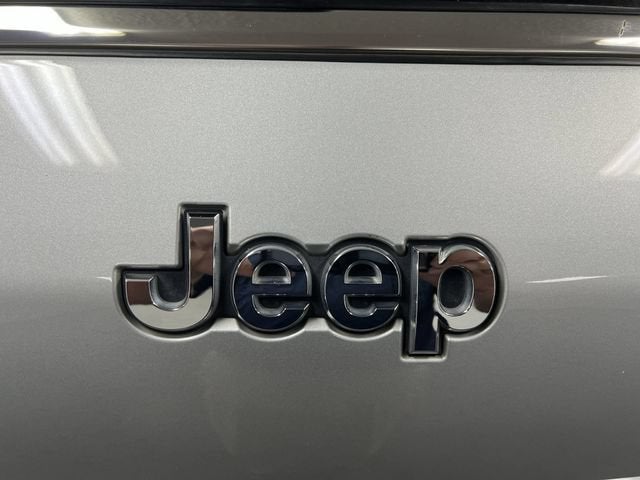 2024 Jeep Grand Cherokee L Laredo 4x4