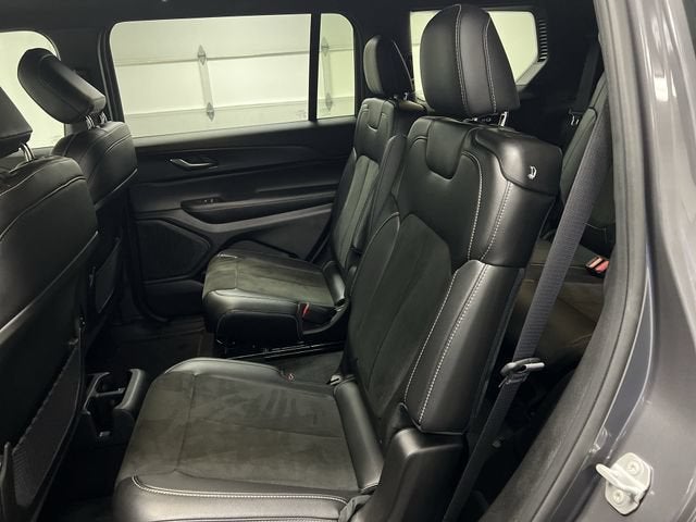 2025 Jeep Grand Cherokee L Altitude X 4x4