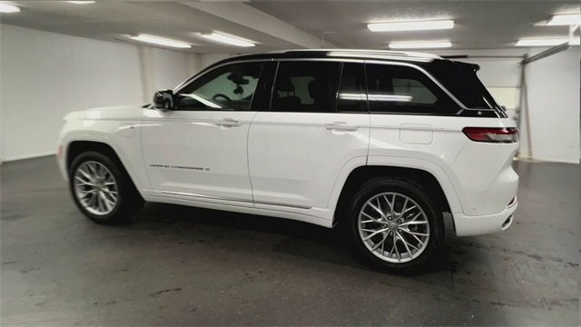 2022 Jeep Grand Cherokee 4xe Summit