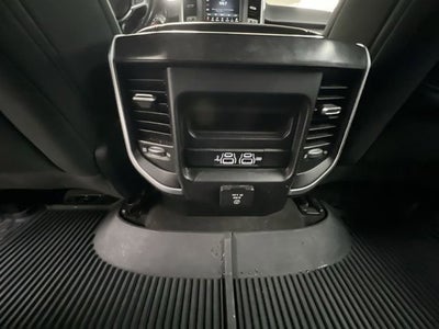 2020 RAM 1500 Big Horn Crew Cab 4x4 5'7" Box