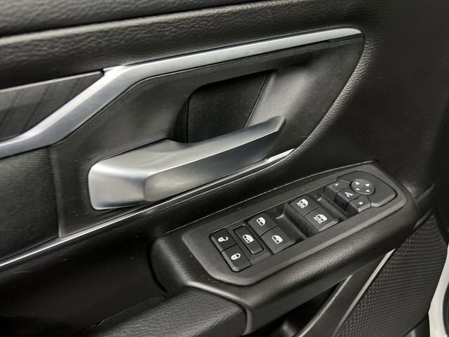 2025 RAM 1500 Big Horn Crew Cab 4x4 5'7" Box