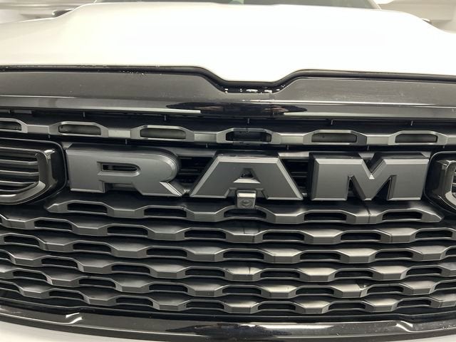 2025 RAM 1500 Big Horn Crew Cab 4x4 5'7" Box