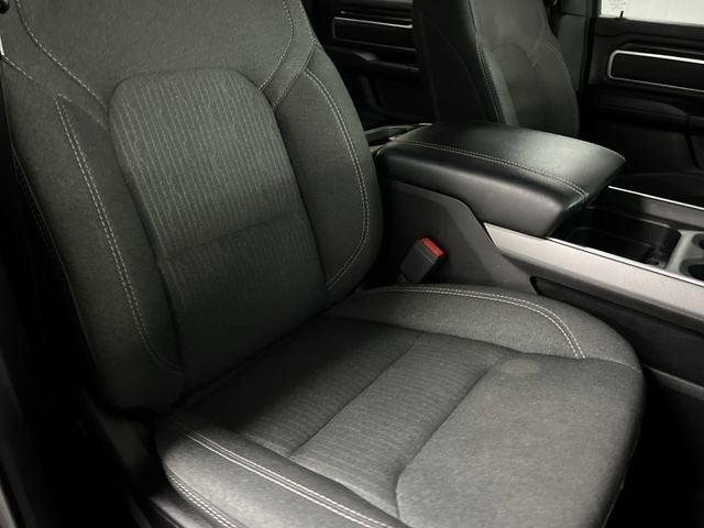 2020 RAM 1500 Big Horn Crew Cab 4x4 5'7" Box