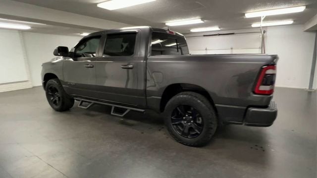 2020 RAM 1500 Big Horn Crew Cab 4x4 5'7" Box