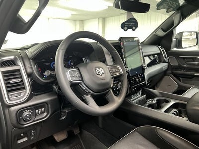 2025 RAM 1500 Laramie Crew Cab 4x4 5'7" Box