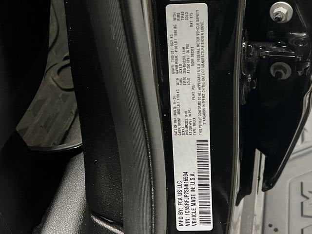 2025 RAM 1500 Laramie Crew Cab 4x4 5'7" Box