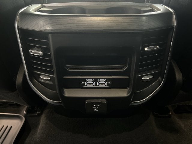 2024 RAM 1500 Laramie Crew Cab 4x4 5'7" Box