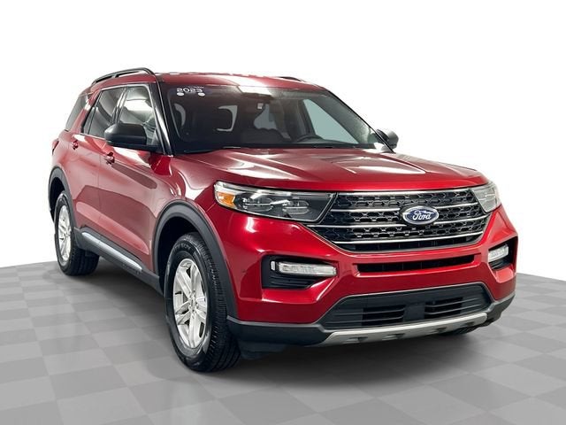 2023 Ford Explorer XLT 4WD's photo