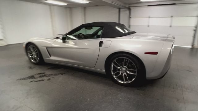 2005 Chevrolet Corvette Base