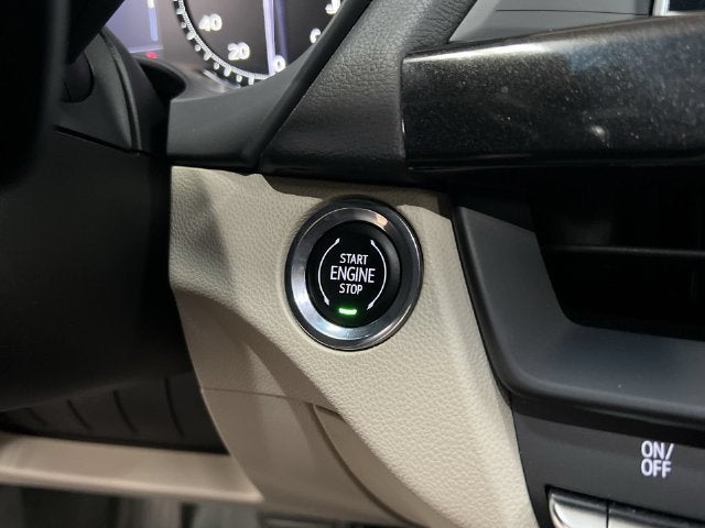 2024 Cadillac CT4 Luxury - Photo 16