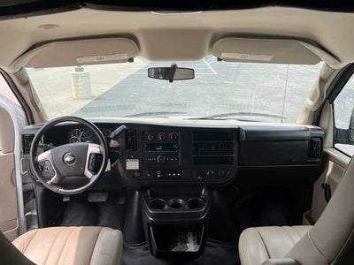 2016 Chevrolet Express Cutaway 3500 3500