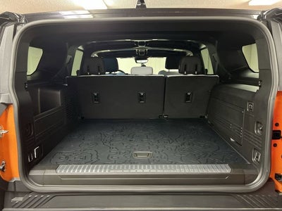 2024 GMC HUMMER EV SUV 2X