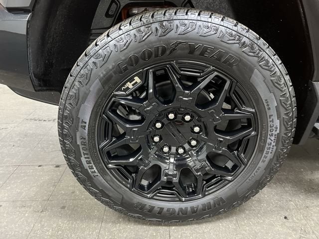 2024 GMC HUMMER EV SUV 2X