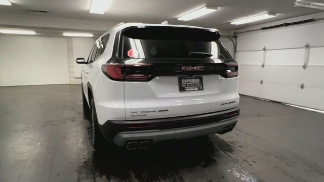 2025 GMC Acadia Elevation