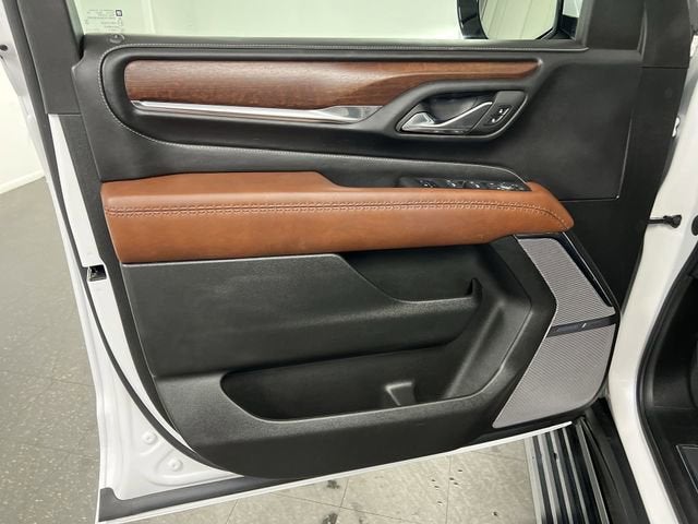 2023 GMC Yukon Denali Ultimate - Photo 23