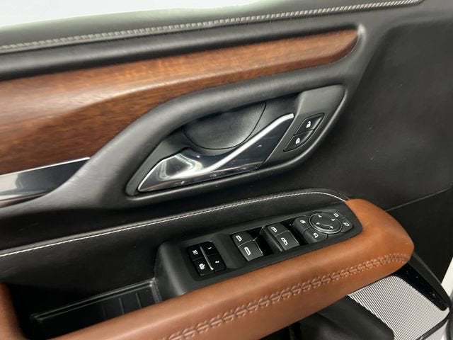 2023 GMC Yukon Denali Ultimate - Photo 24