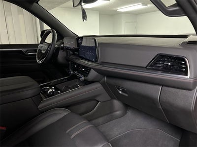 2025 Chevrolet Tahoe RST