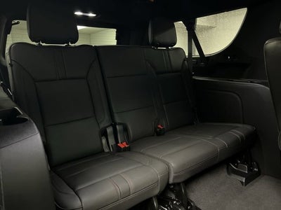 2023 Chevrolet Suburban RST