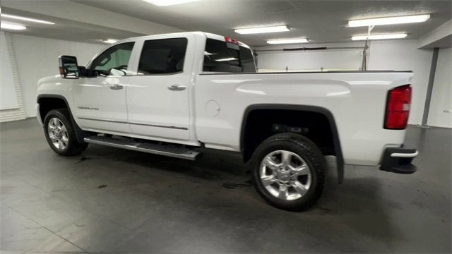 2017 GMC Sierra 2500 HD Denali