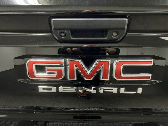 2024 GMC Canyon Denali