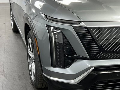 2026 Cadillac VISTIQ Luxury
