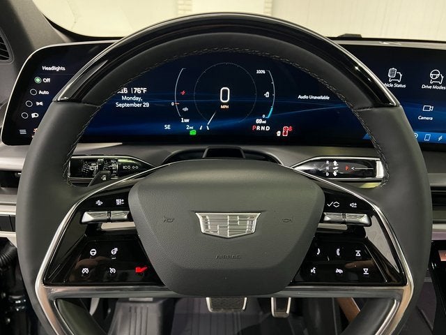 2026 Cadillac VISTIQ Luxury