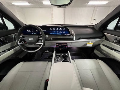 2026 Cadillac VISTIQ Luxury