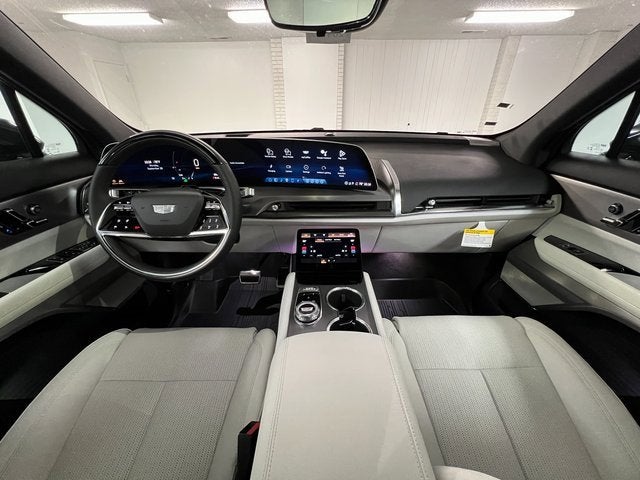 2026 Cadillac VISTIQ Luxury