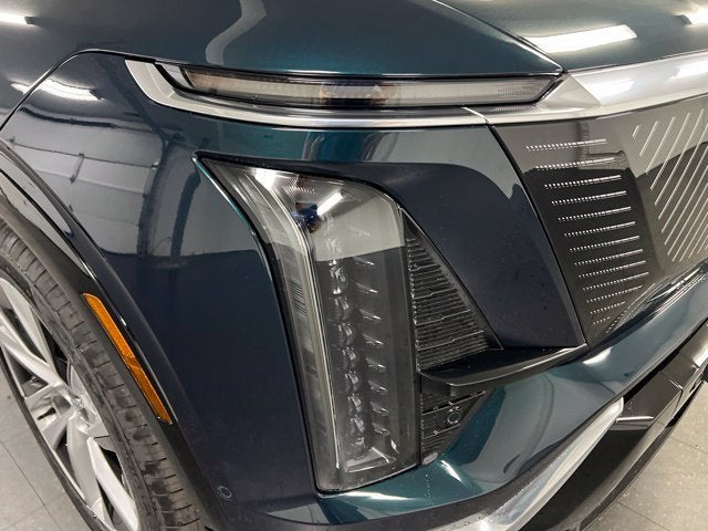 2027 Cadillac VISTIQ Luxury