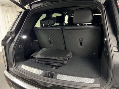 2027 Cadillac VISTIQ Luxury