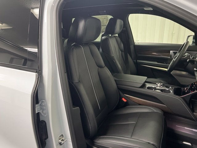 2027 Cadillac VISTIQ Luxury