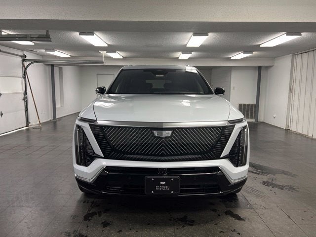 2027 Cadillac VISTIQ Luxury - Photo 8