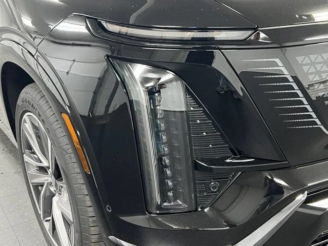2027 Cadillac VISTIQ Sport
